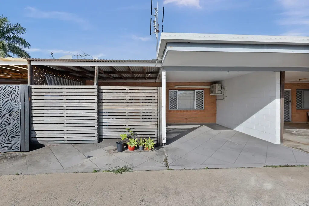 Mackay 2 Slaapkamer Low Maintenance Living!