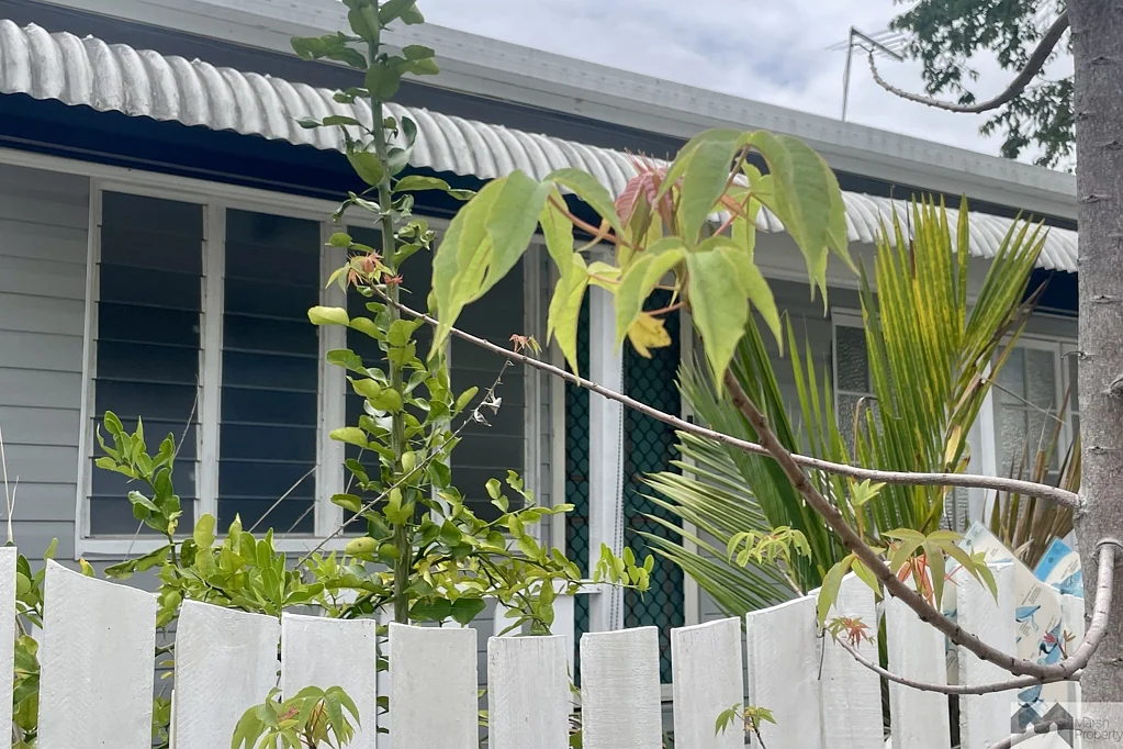 64 Christensen Street, Machans Beach, QLD 4878