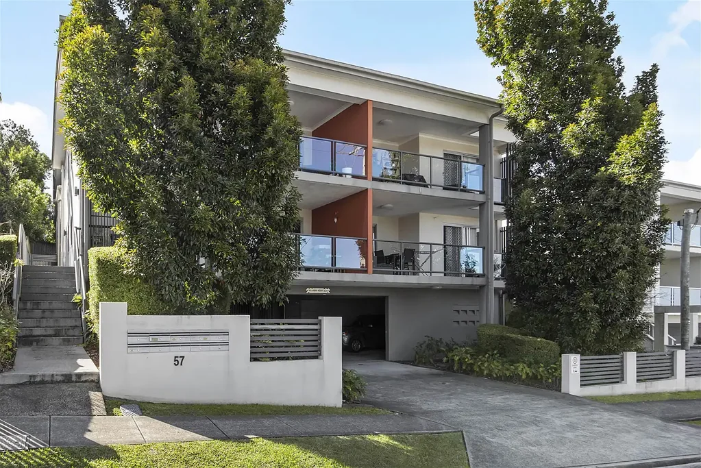 Nundah 2 Slaapkamer Boutique Apartment with Exceptional Outdoor Living