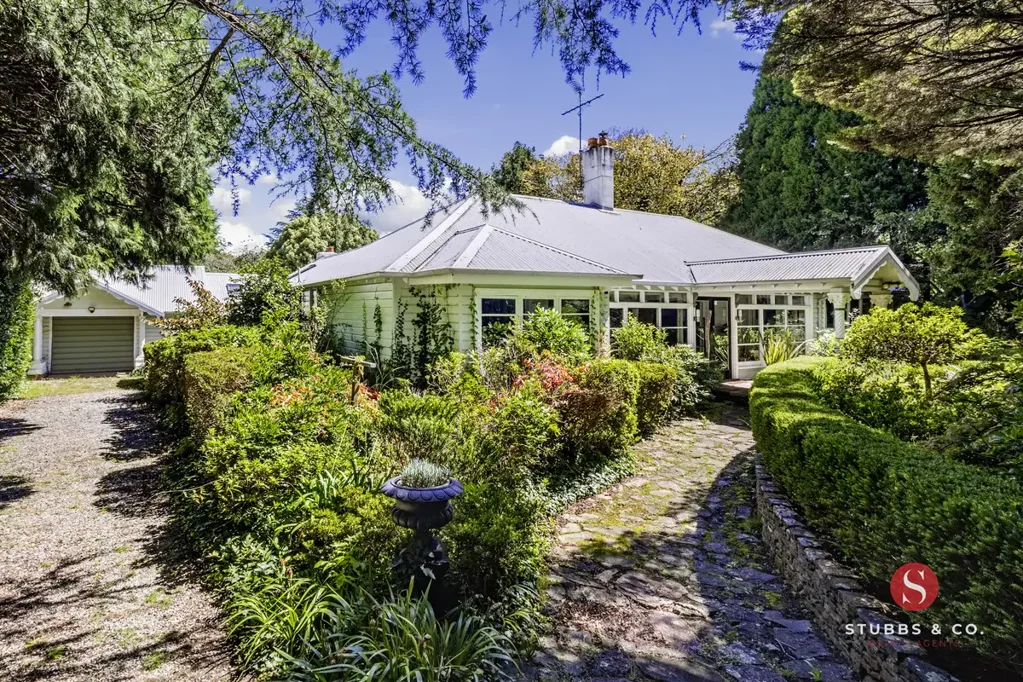 89 Gladstone Road, Leura, NSW 2780