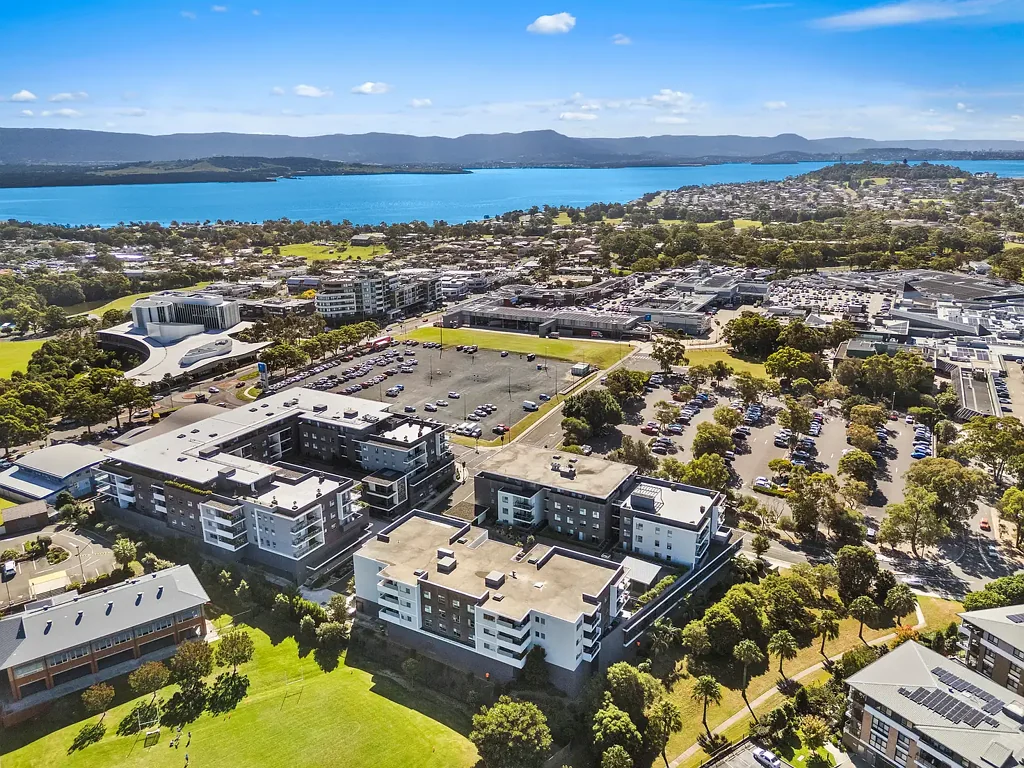 120/1 Evelyn Court, Shellharbour City Centre, NSW 2529