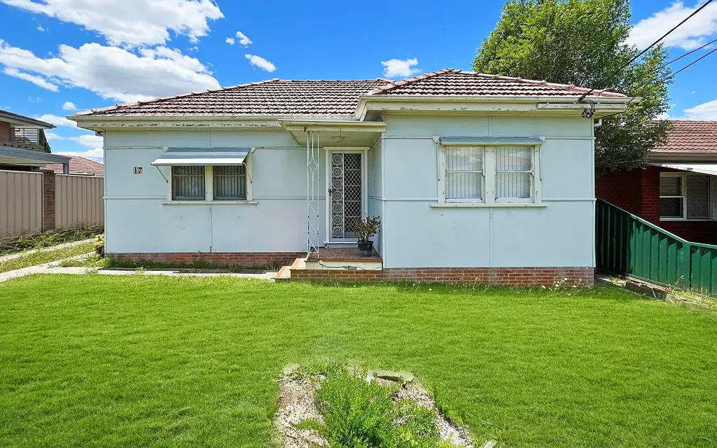3 Bedroom Home In Great Location