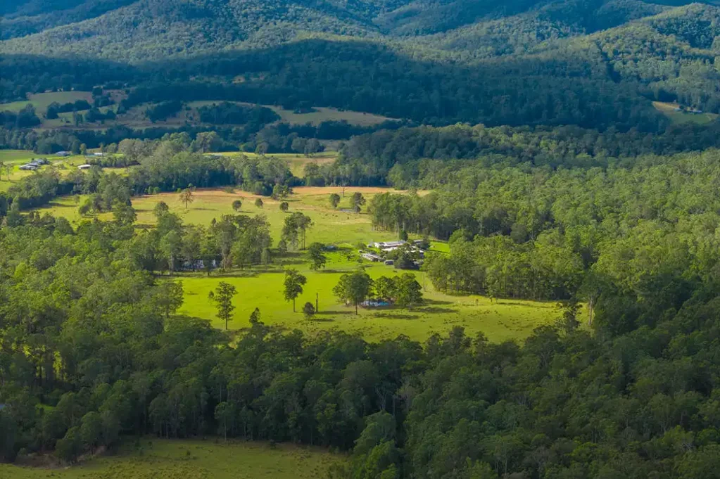 Bellangry  254 ACRE CATTLE PROPERTY, LARGE HOME & 2 S/C STUDIOS