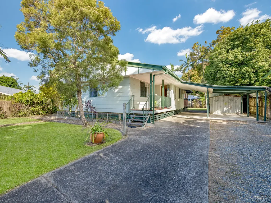 2 Witney Street, Manoora, QLD 4870