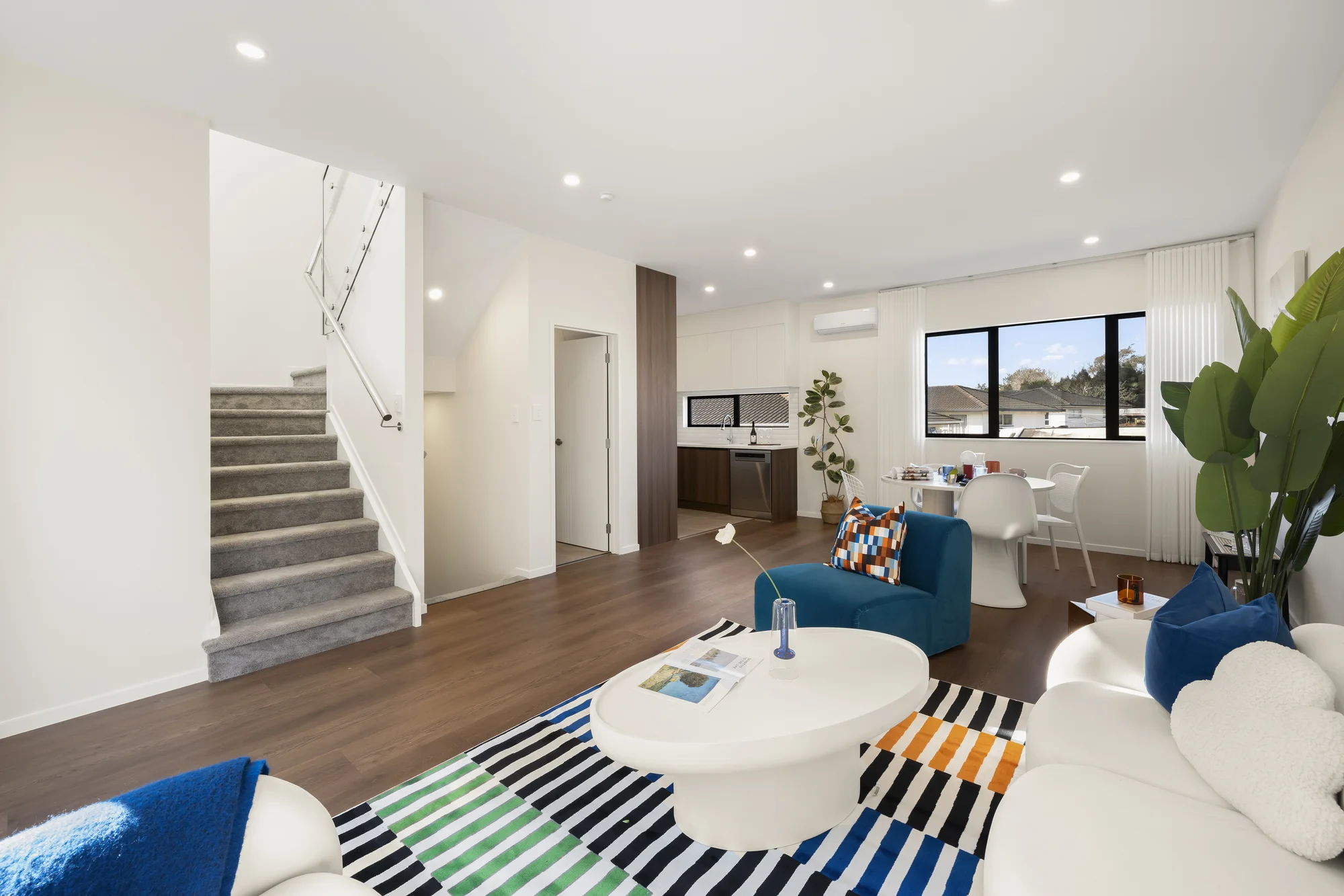 Henderson 4 Slaapkamer Modern, brand new, last 4-bedroom available