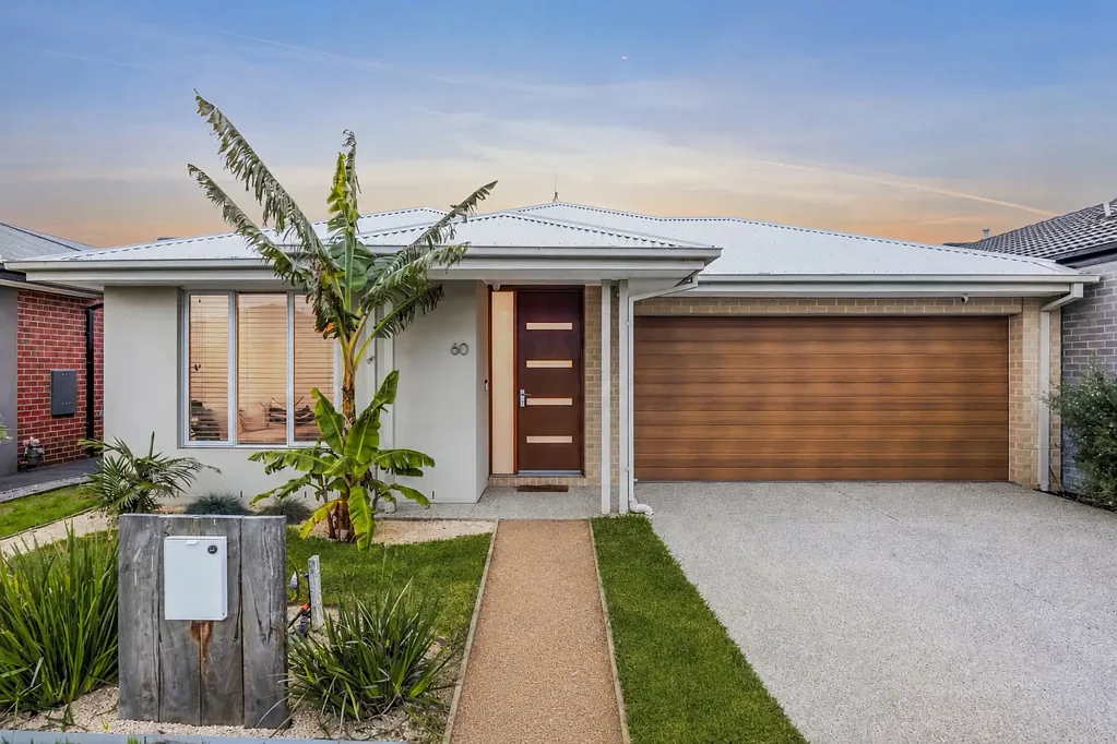 Armstrong Creek 3ห้องนอน Stylish Family Living in Sought-After Armstrong Creek