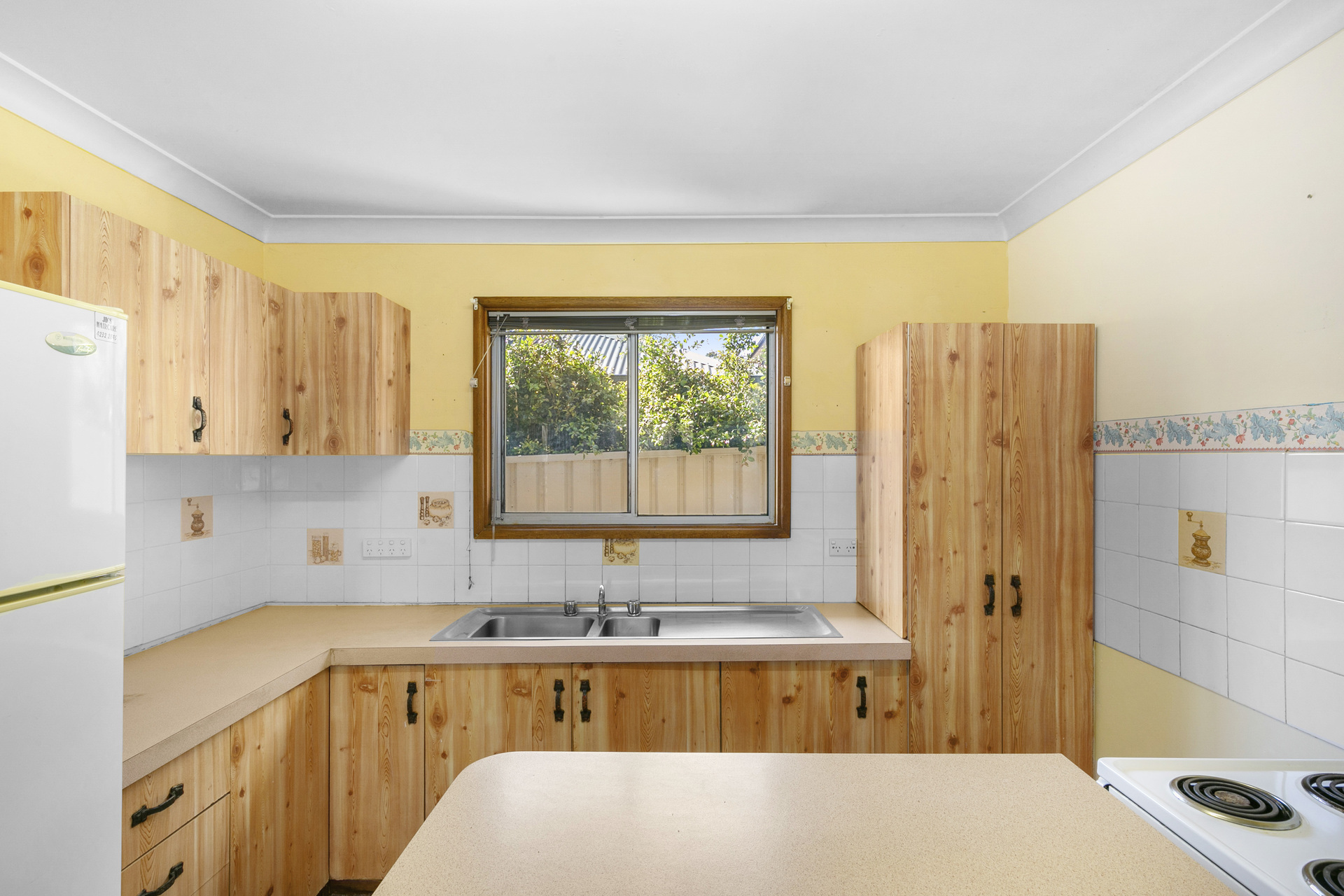 74 ALLOWRIE ST, JAMBEROO NSW 2533, 0 Kuwarto, 0 Banyo, House