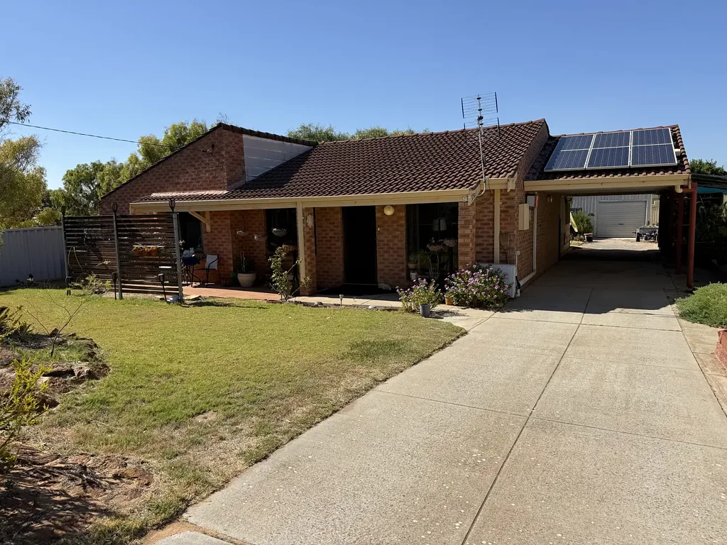 9 Peterwangey Place, Port Denison, WA 6525