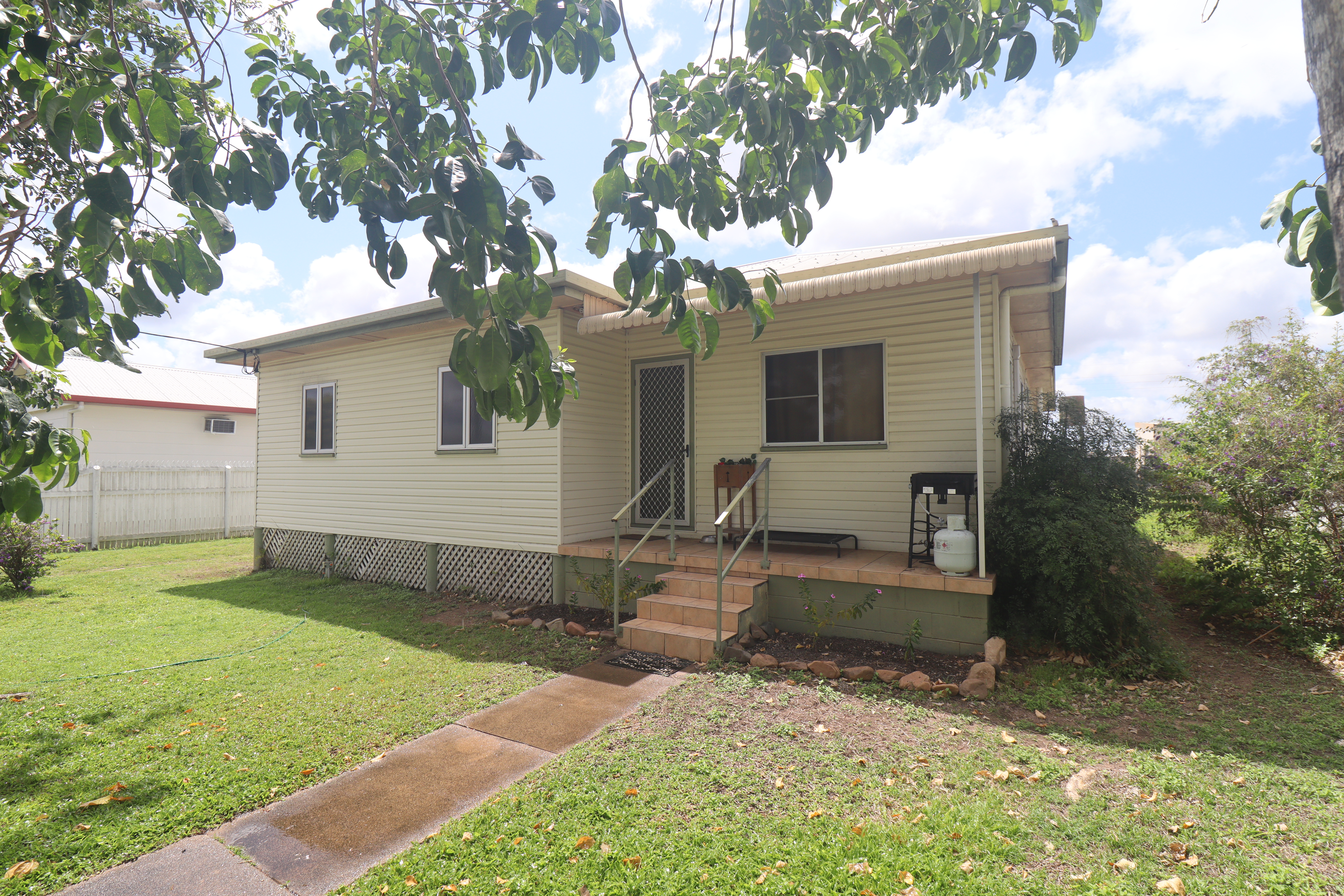 80 CAMERON ST, AYR QLD 4807, 0房, 0浴, House