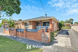 1/4 Gooding Court, Dandenong