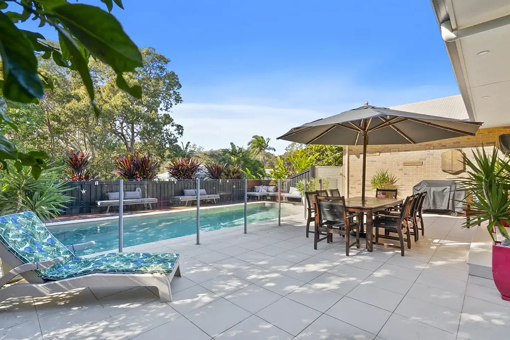 Tewantin 4Zimmer Lifestyle Location Opposite Park Reserve on Lake Doonella