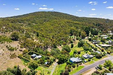 Iba Pa - 13 Spring Street, Maldon, VIC 3463
