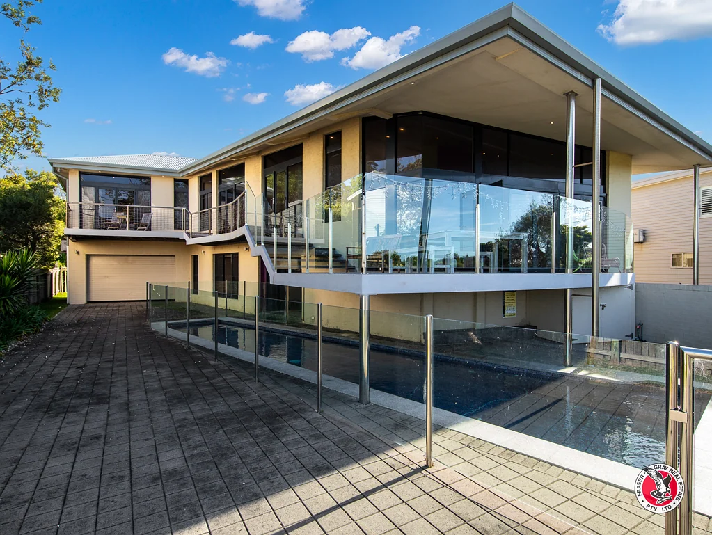 Broulee 4房  Sophisticated Split-Level Sanctuary
