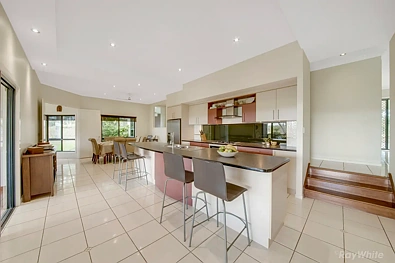 206 Awoonga Dam Road, Benaraby, QLD 4680, 4 slaapkamers, 2 badkamers, House