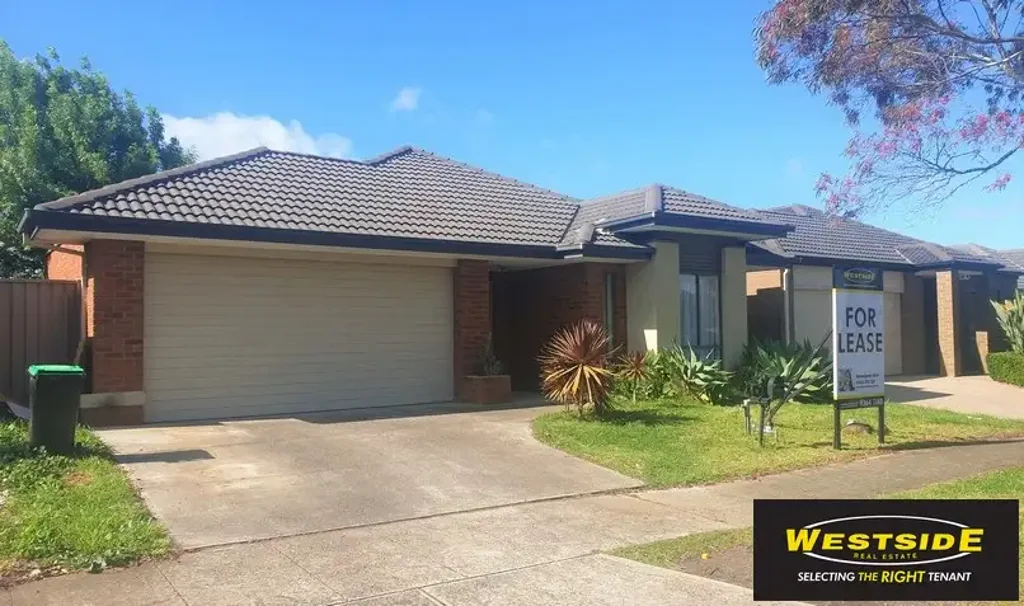 Comfortable & Convenient Living in the Heart of Caroline Springs