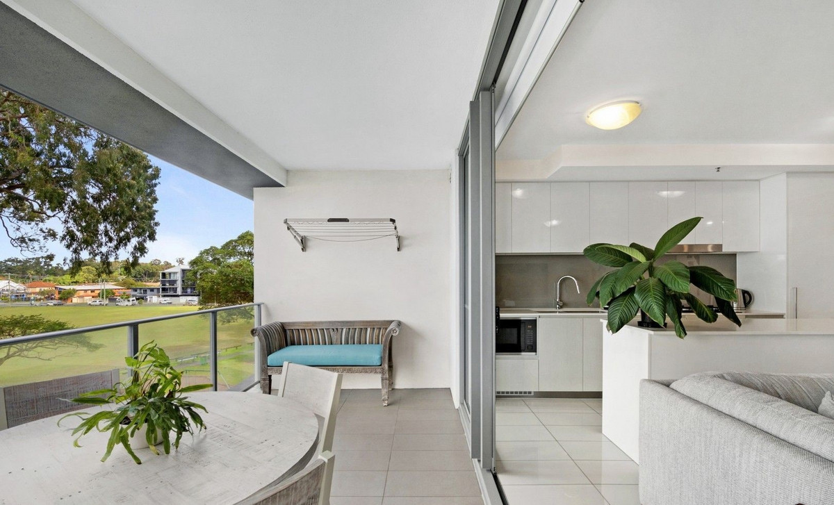 UNIT 306 378 MARINE PDE, LABRADOR QLD 4215, 0 Schlafzimmer, 0 Badezimmer, Unit