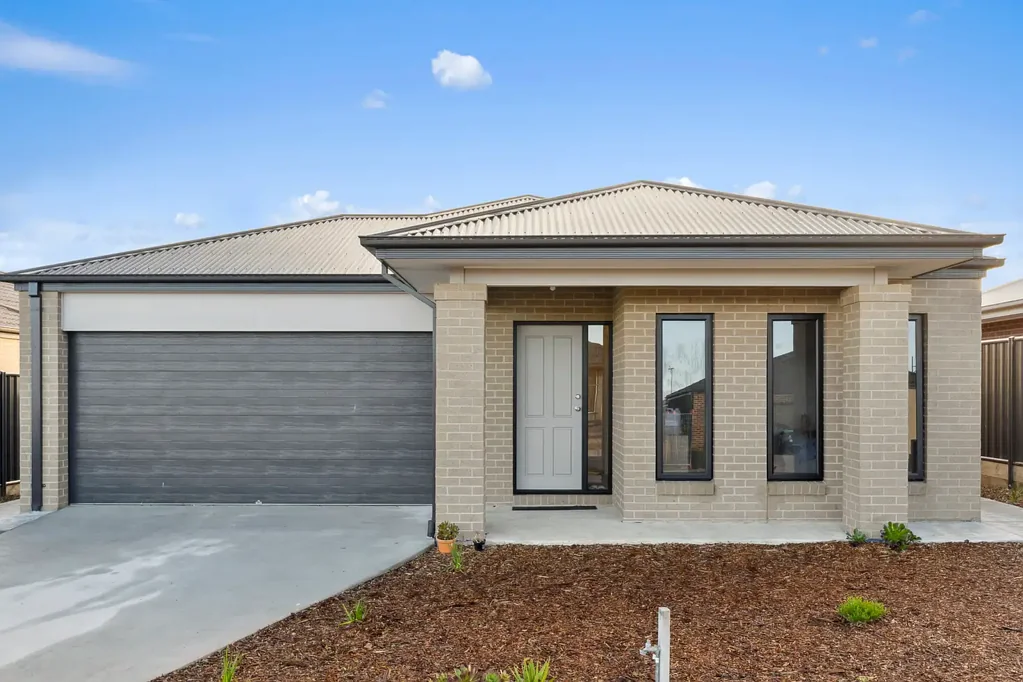 Colac 4 Bedroom Modern Low Maintenance Living