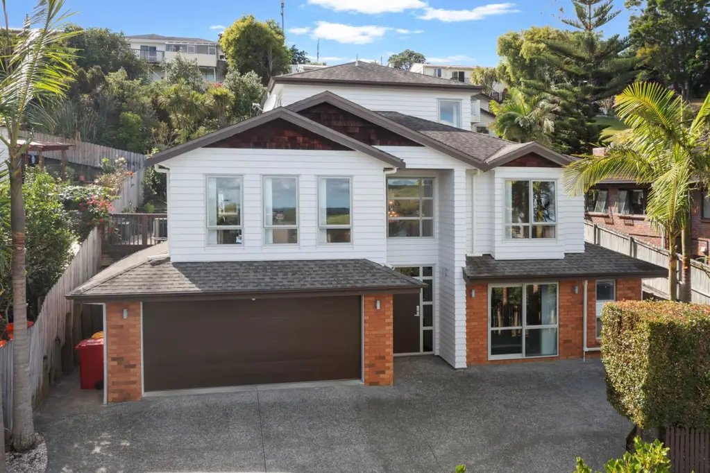 Pinehill 5Moenga Exceptional 5-Bedroom Home – Rangitoto College
