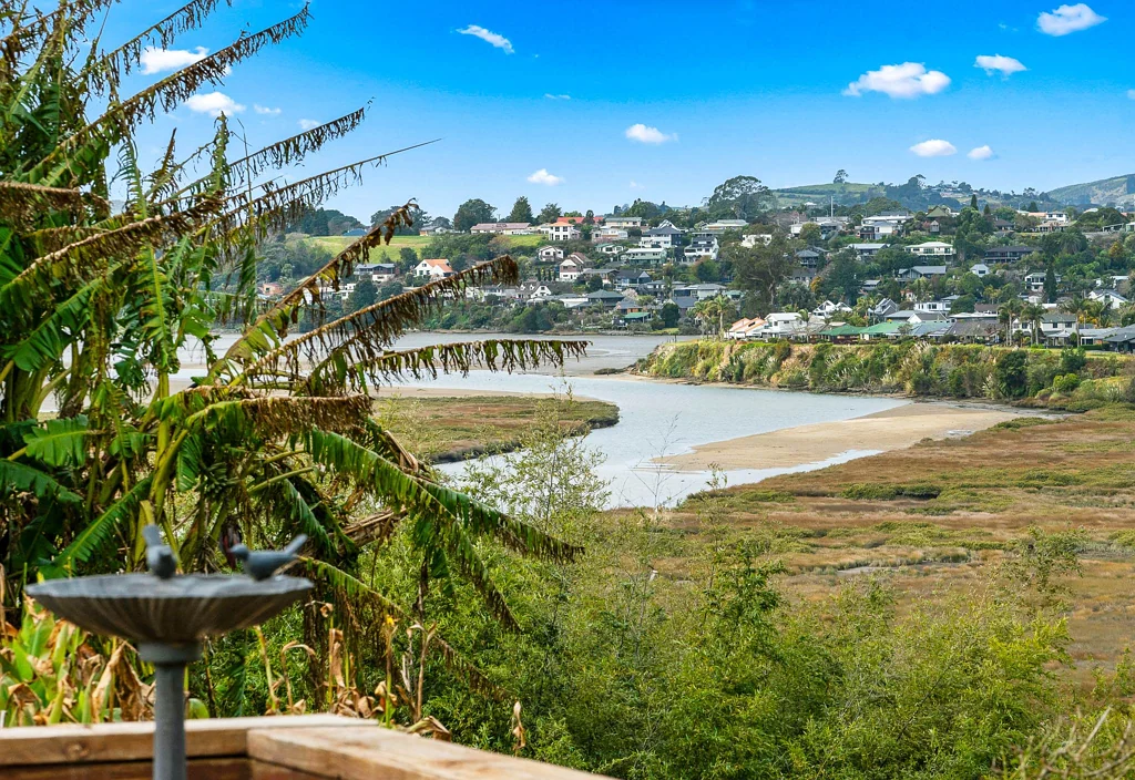 Tauranga South 2房  Hidden Gem With Estuary Views