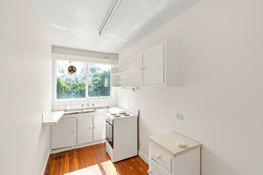 Ground floor unit, private courtyard and allocated car space in Hawthorn