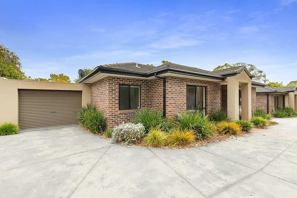 Modern Two-Bedroom Unit in a Prime Foothills Location