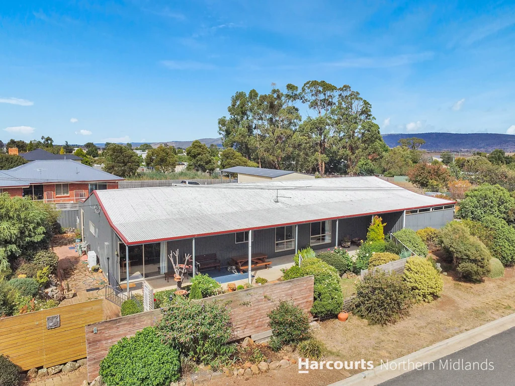8 Bond Street, Campbell Town, TAS 7210