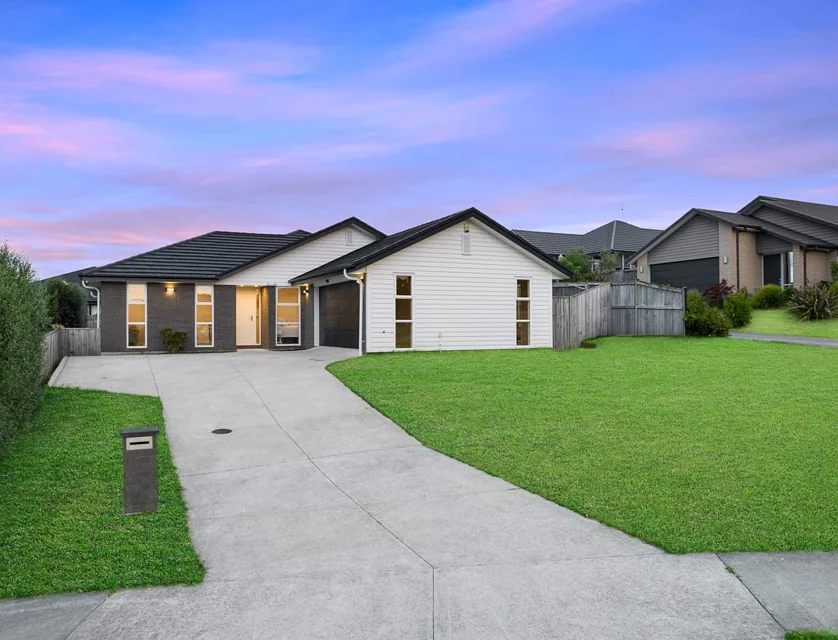 7 Lippiatt Cresent, Pokeno, Franklin, 4 Bedrooms, 2 Bathrooms, House