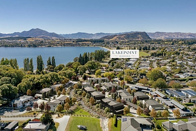 Wanaka 4 Bedroom Walk to the Lake. Live the Wānaka Lifestyle.