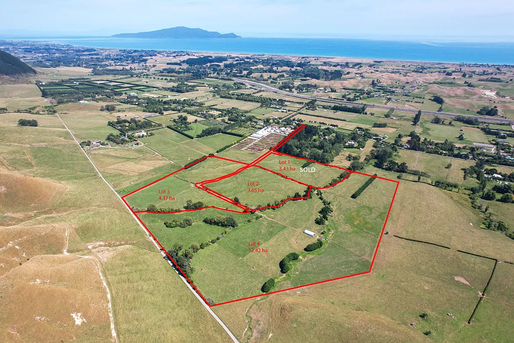 Te Horo Welcome to Settlement Heights!