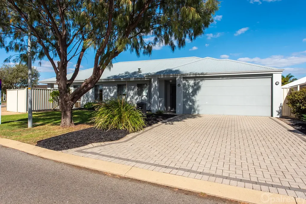 92 Tangadee Road, Golden Bay, WA 6174