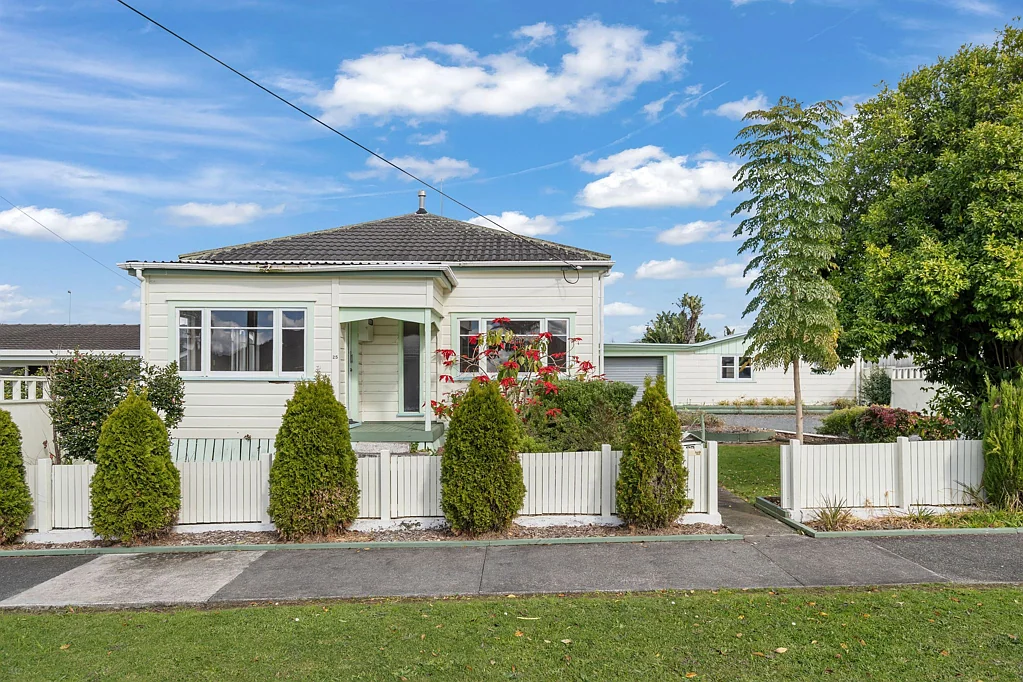 Avenues 2 Bedroom Central Ave - Deceased Estate