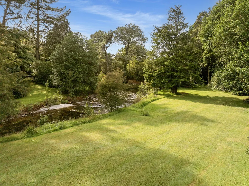 Katikati Private riverside living minutes to Katikati