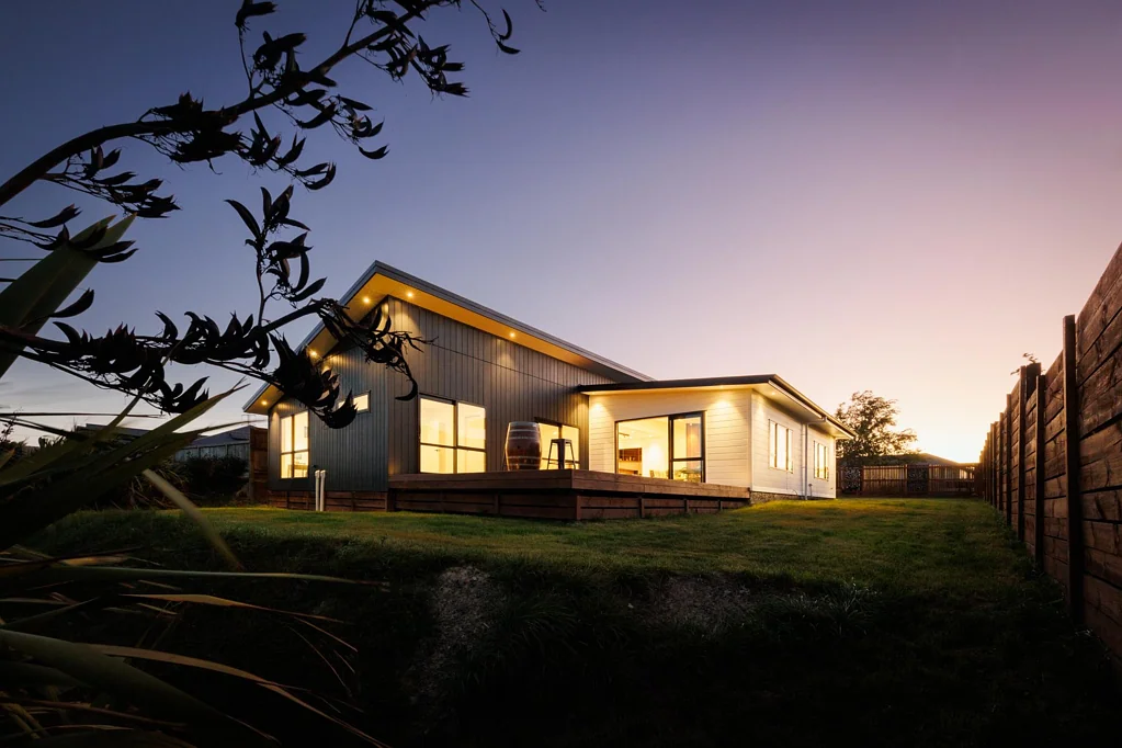 Fitzherbert 4chambre New With Views - Vendor Will Meet The Market