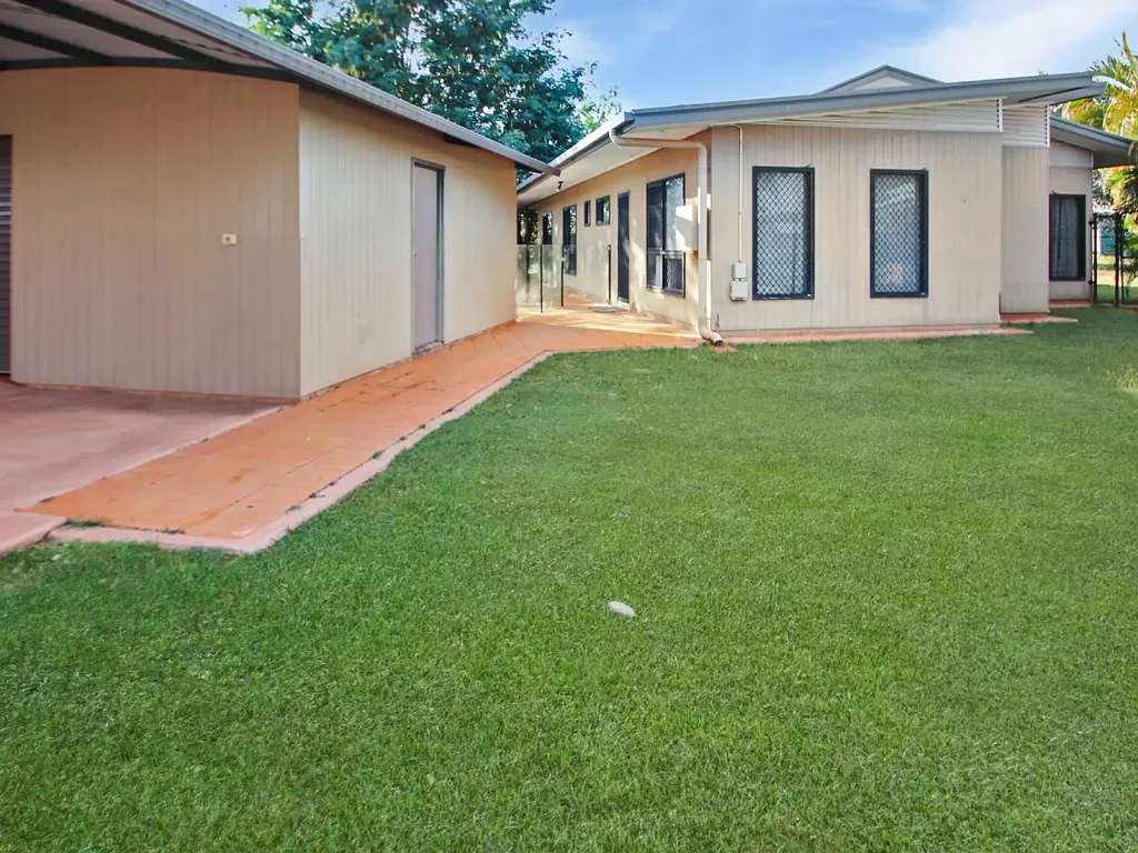 Katherine 4房  Spacious Family Retreat with Pool!