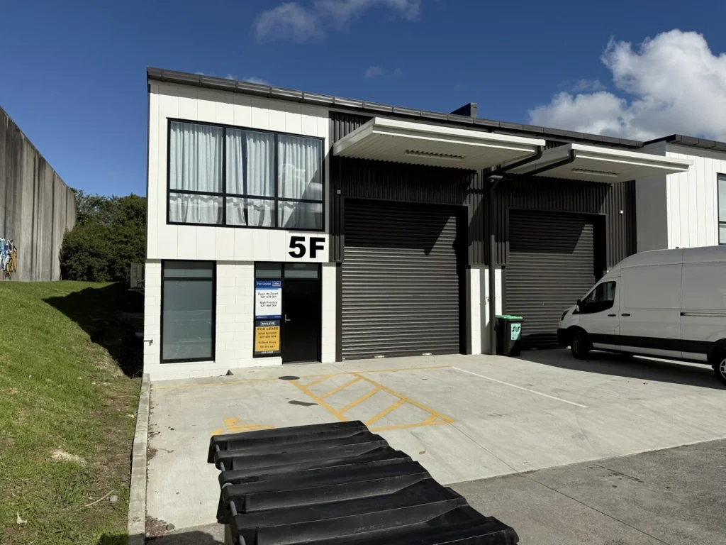 Rosedale Modern industrial building - Call Now!