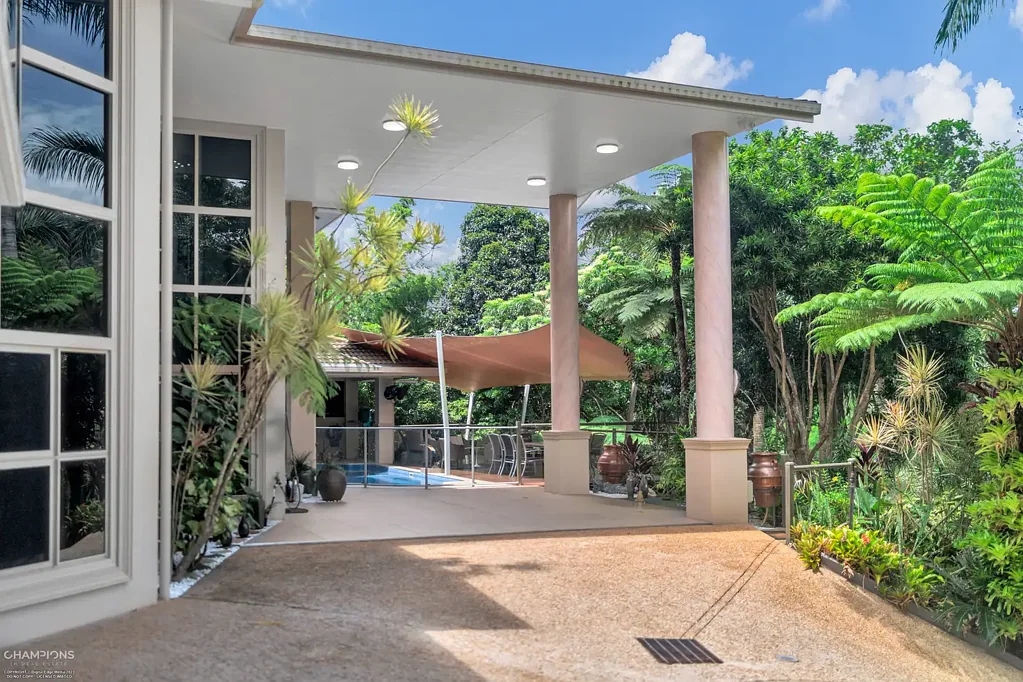 Redlynch 5 Bedroom Beverly Hills Masterpiece surround by Landscaped Gardens