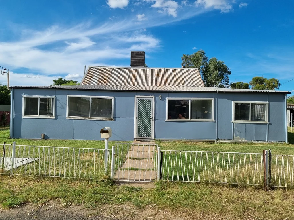 ਪਤਾ ਗੁਪਤ, Coonamble, NSW 2829