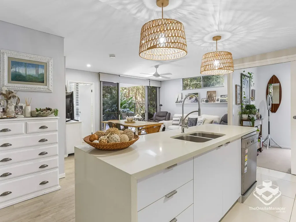 Varsity Lakes 2બેડરૂમ Private Courtyard Oasis | Ground Floor Living at Its Finest