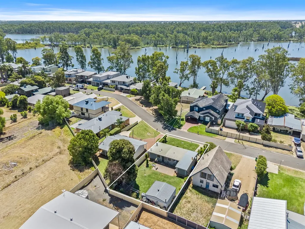 Bundalong 2 Bedroom Bundalong Retreat – Calling First Home Buyers & Holidaymakers