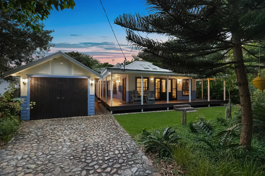 Macmasters Beach 3 Bedroom Soulful coastal sanctuary in Macmasters Beach
