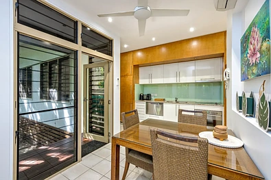 22/6 Cedar Road, Palm Cove, QLD 4879, 1 slaapkamers, 1 badkamers, Apartment
