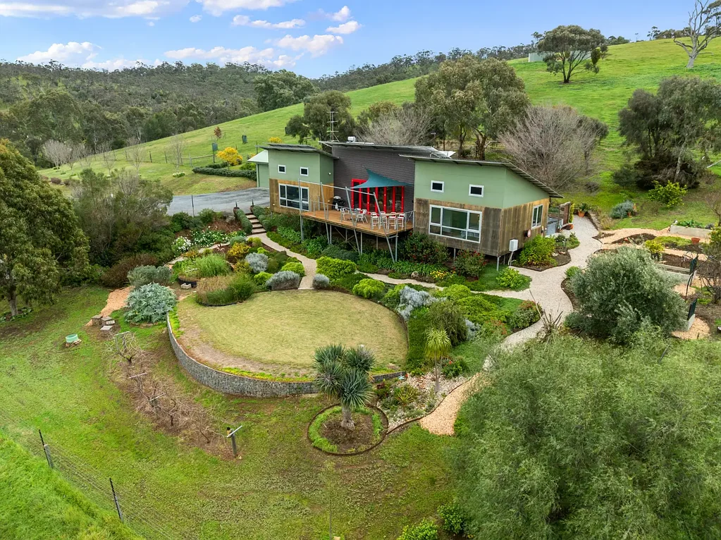 Watervale 3Kwarto Architecturally Designed Eco Retreat on 26 Acres in the heart of the Skilly Hills