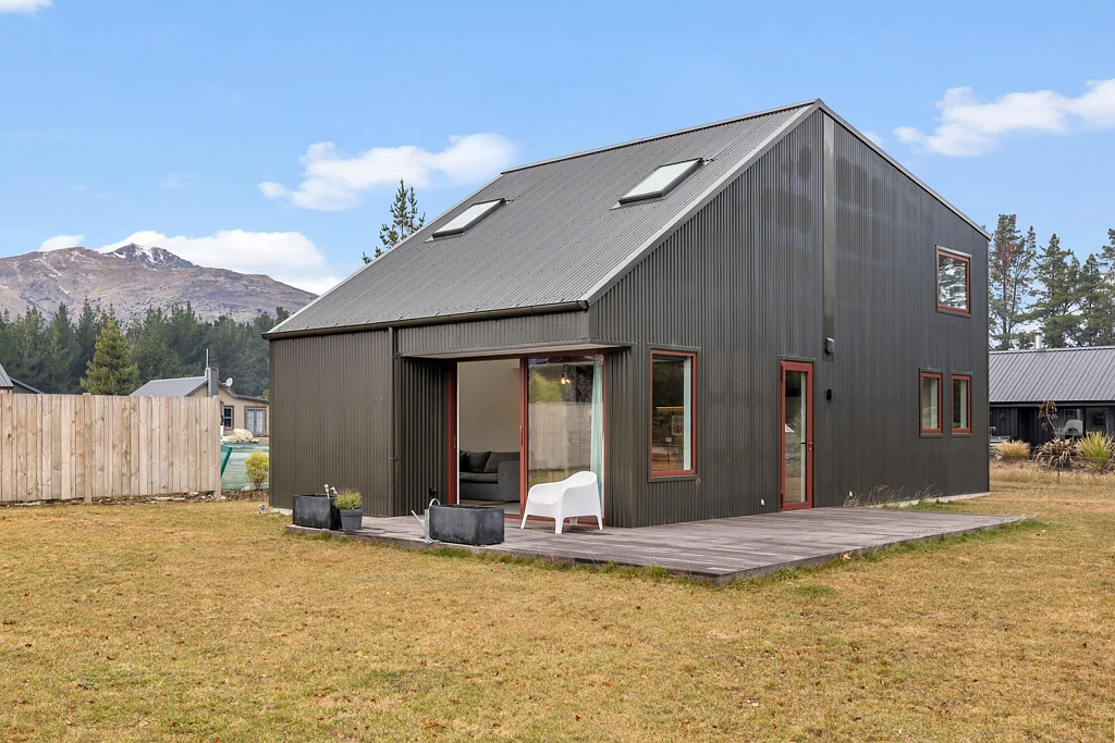 Lake Hawea 2Phòng ngủ Home + Plans + Shed + Office = Flexibility