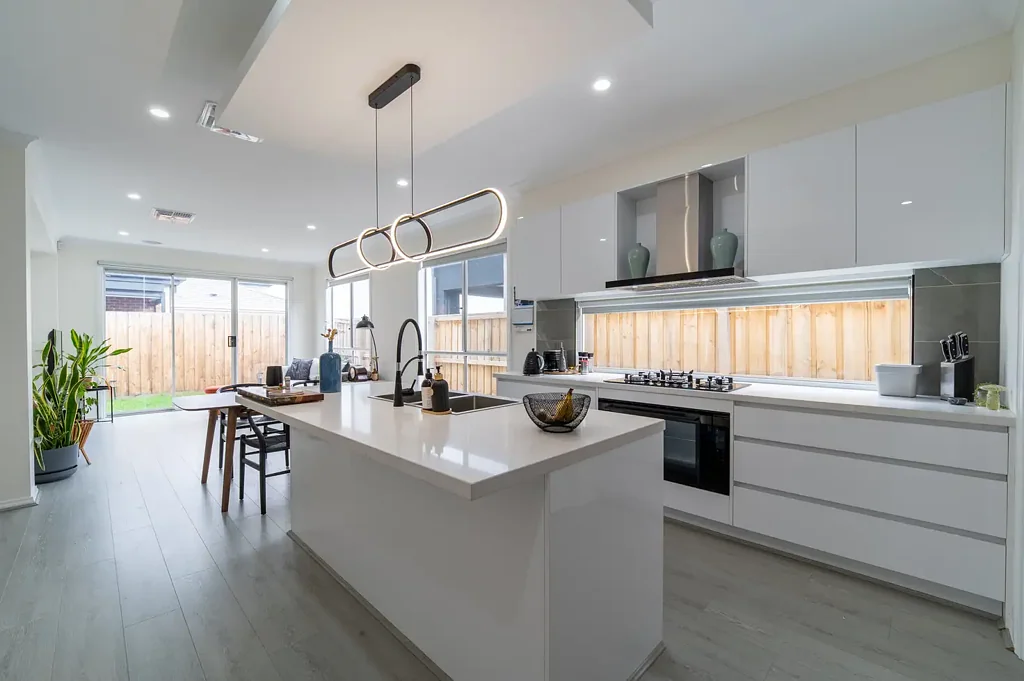 Contemporary & Spacious Living in the Heart of Wollert!