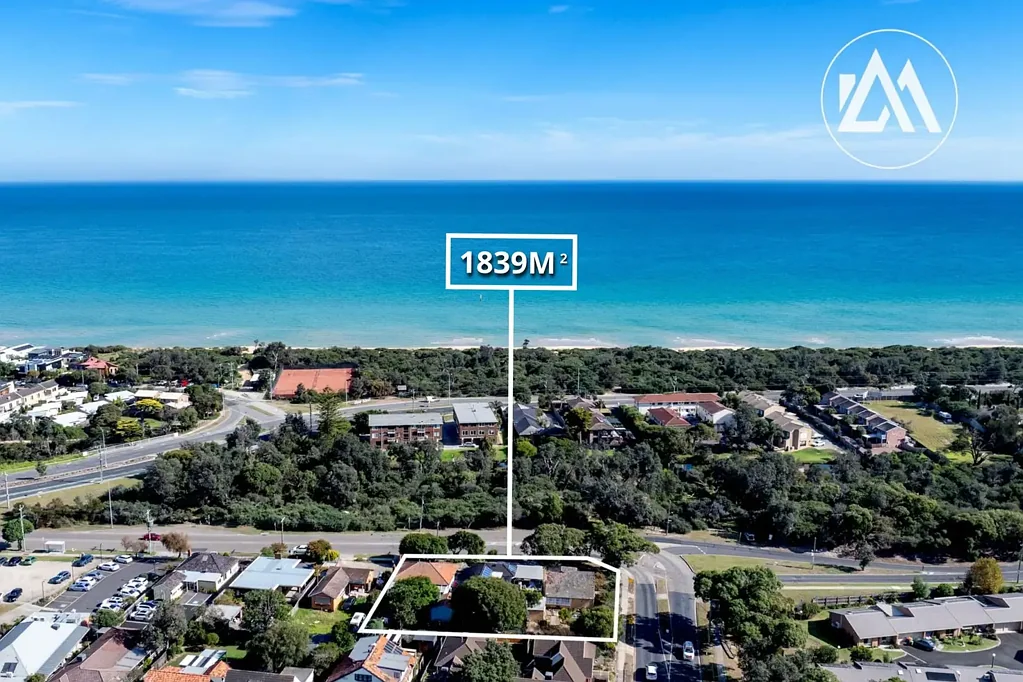 Frankston 9房 海滨瑰宝 1839sqm多地块 高端开发潜力 年租金近8万 理想沿海朝向 Significant Coastal Landholding with Mixed Use Potential
