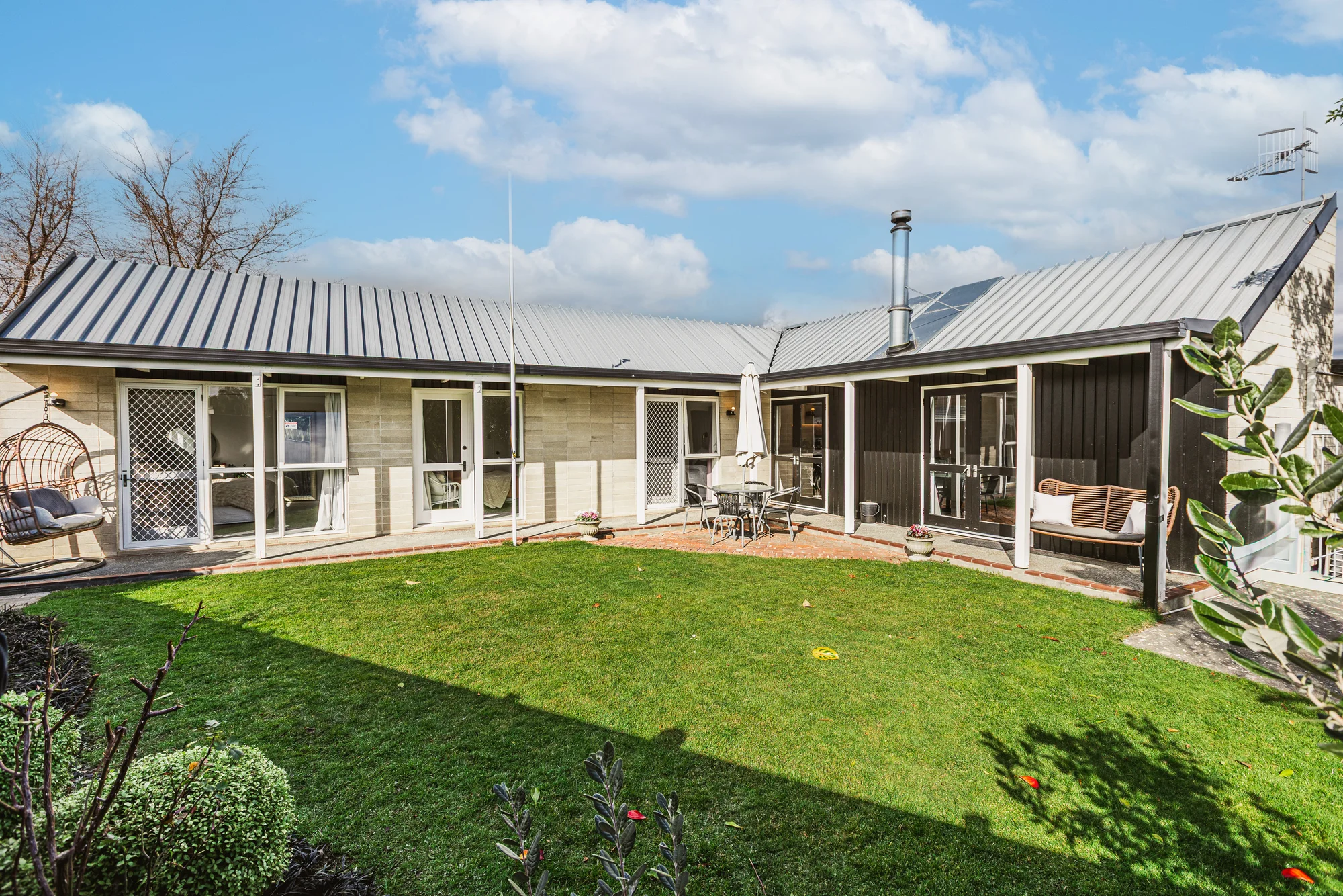 Tamatea 3房  Renovated, Ready and Remarkably Spacious