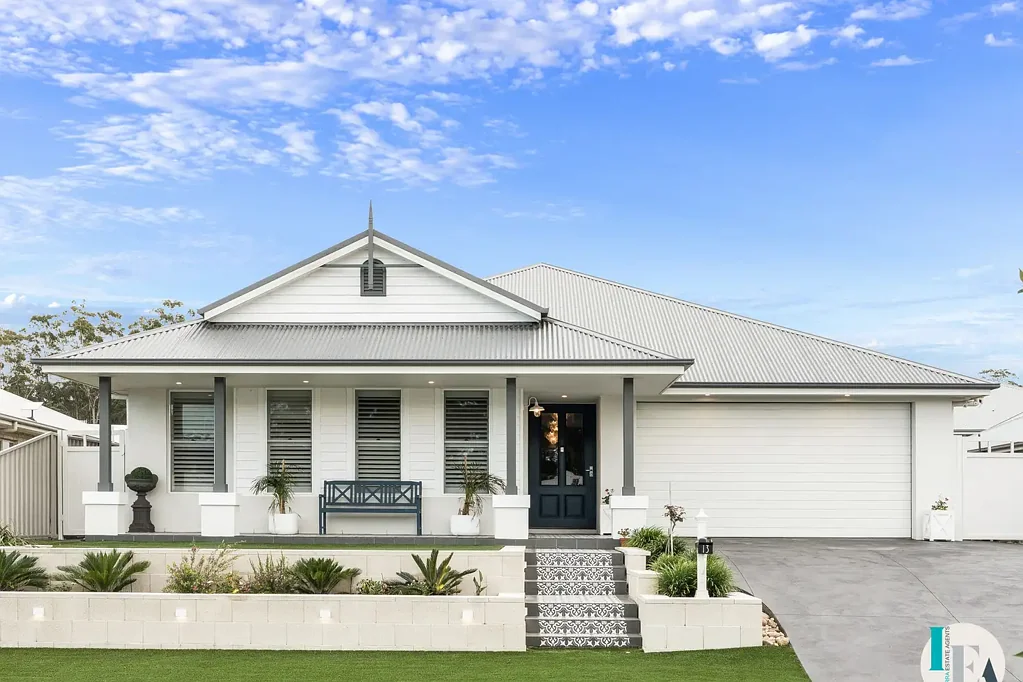Sussex Inlet 4房  A standout Hamptons inspired masterpiece