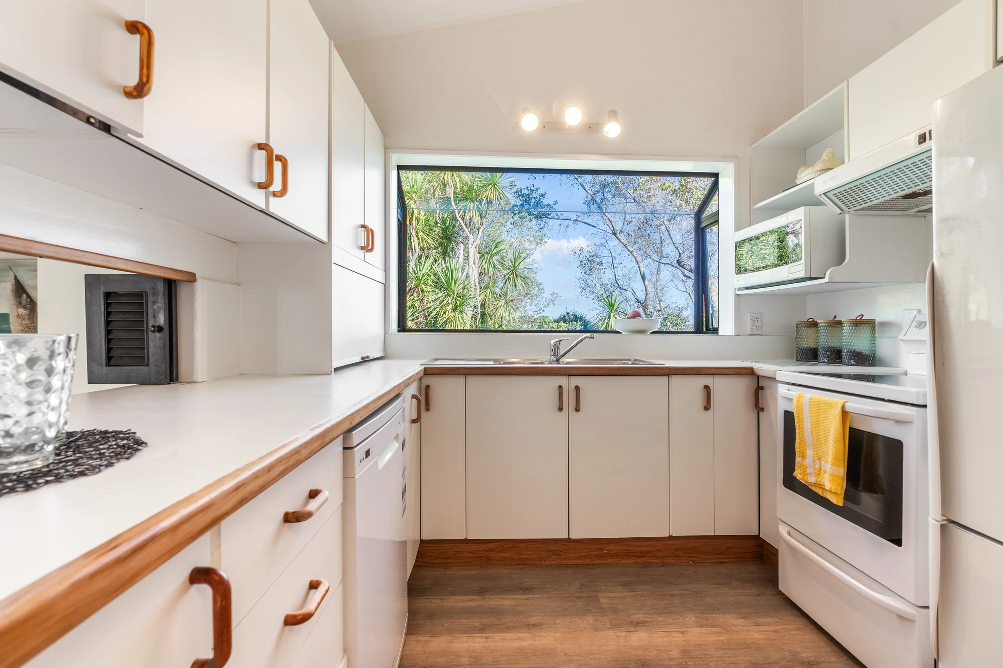 20 Birkley Road, Bayswater, North Shore City, Auckland, 4 Bedrooms, 1 Bathrooms, House