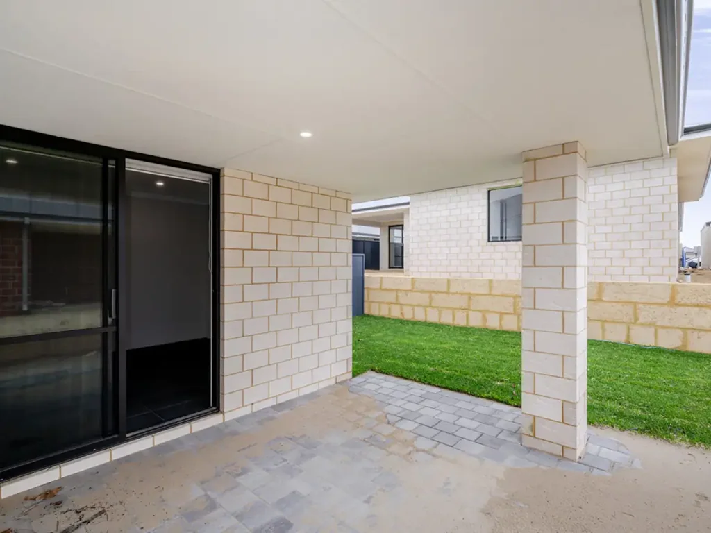 Dual key - new build - central location