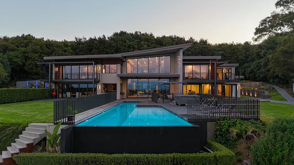 Westbrook 4Habitaciones Architectural Statement of Scale and Distinction